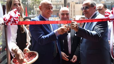 محافظ بورسعيد يفتتح فرعا جديدا لبنك مصر بالديوان العام