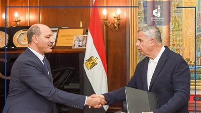 أوائل الشهادة الإعدادية بالإسكندرية.. 36 طالبًا وطالبة يحصدون الدرجة النهائية والبنات يكتسحن القائمة