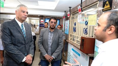 بالتفاصيل.. محافظ أسوان يتفقد منظومة العمل داخل وحدة صحة أسرة العوضلاب بإدفو