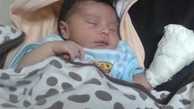 العثور على طفل حديث الولادة ملقى داخل مسجد بالمنيا 