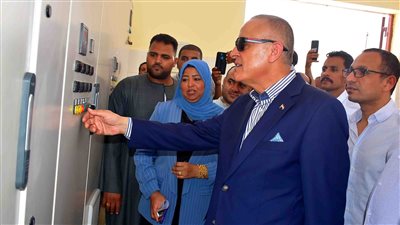 بالصور.. إنطلاق التشغيل التجريبي لمحطة صرف صحي «بوستر» جنوب الأقصر