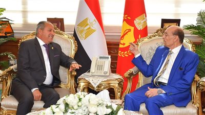 محافظ بورسعيد يستقبل الفنان محمد صبحي