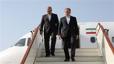 رويترز: وفد تفاوض إيراني يصل سلطنة عمان