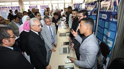 رئيس جامعة المنيا يفتتح الملتقى الثاني لخريجي كلية الحاسبات والمعلومات