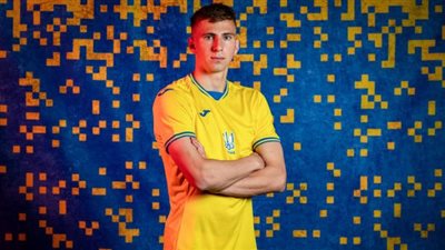 باريس سان جيرمان يتحرك لضم زبارني.. وبورنموث يصعّب المهمة