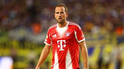 هاري كين: اللاعبون الشباب أظهروا جاهزيتهم رغم صعوبة الأجواء أمام بوكا