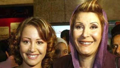 تم نقلها إلى المستشفى.. زيزي مصطفى تتعرض لأزمة صحية 