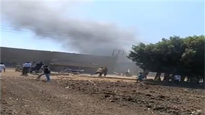 الحماية المدنية تسيطر على حريق مصنع بالقليوبية| صور