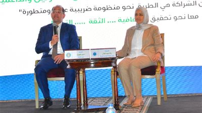 بالصور.. وزير المالية يكرم عددًا من الممولين المتميزين والداعمين لمسار «الضريبة المحفزة»