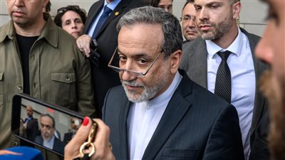 رسالة من خامنئي إلى بوتين.. طهران تطلب دعمًا أوسع وموسكو تندد بالتصعيد