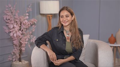 شقيقها هددها بقتل زوجها.. نيللي كريم تكشف كواليس مرعبة انتهت بانقلاب سيارة