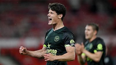 أرسنال يضع أنظاره على نجم برينتفورد لتعزيز وسط الملعب