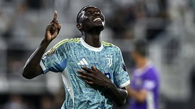 صراع إنجليزي على كولو مواني بعد تألقه مع يوفنتوس