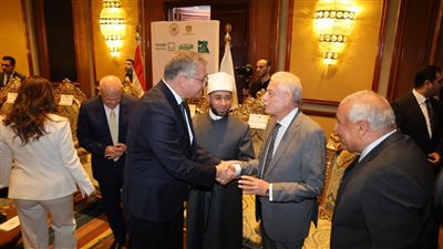 وزير الأوقاف يشارك في تدشين مبادرة المسئولية المجتمعية بقرى 