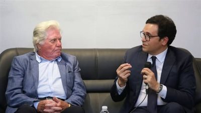 وزير الثقافة يدعو لإقامة معرض عن «الفن التشكيلي والسينما»