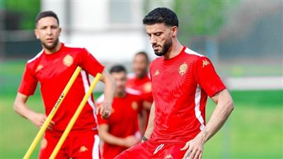 عمر السومة يلتحق بتدريبات الوداد في أمريكا بعد انتهاء أزمة التأشيرة