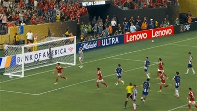 وسام أبو علي يقود الأهلي لتدمير بورتو البرتغالي 