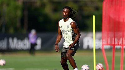 ريال مدريد يتأنى في قرار عودة كامافينجا