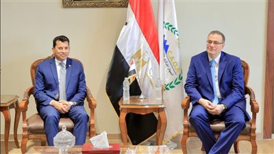 تفاصيل لقاء رئيس «التنظيم والإدارة» بوزير الشباب والرياضة لبحث تعزيز التعاون