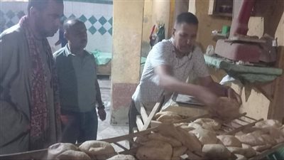 ضبط 111 مخالفة تموينية في حملات موسعة على الأسواق والمخابز بالمنيا