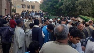 تشييع جثامين ضحايا 5 أشخاص من أسرة واحدة في حادث انقلاب ملاكي بالمنيا