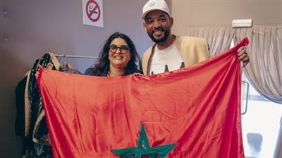 ويل سميث يشعل مسرح موازين بالجلباب المغربي وقميص المنتخب الوطني (صور)
