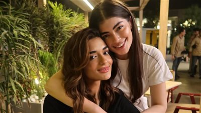 ملك زاهر تتصدر التريند بعد احتفالها بعيد ميلادها مع شقيقتها ليلى