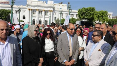 محافظ المنيا: “تبرعك بالدم حياة تنبع من الضمير ورسالةإنسانية