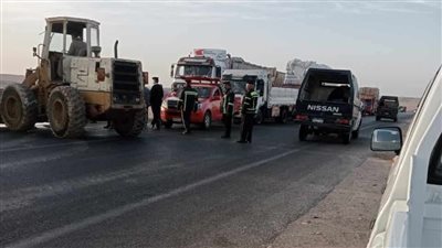  مصرع وإصابة 6 أشخاص من أسرة واحدة بحادث طريق في المنيا
