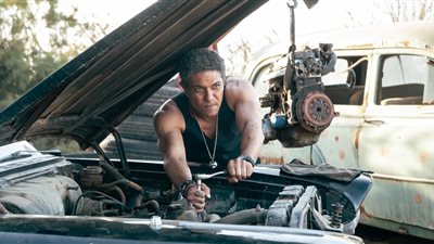 آسر ياسين: سهير البابلي قالتلي مش هتكمل بالفن.. وبداياتي كانت سيئة جدًا!