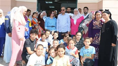 محافظ المنيا يتفقد وحدة طب الأسرة بالجزائر في سمالوط