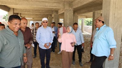 محافظ المنيا يتفقد الأعمال الإنشائية لموقف سمالوط الجديد 