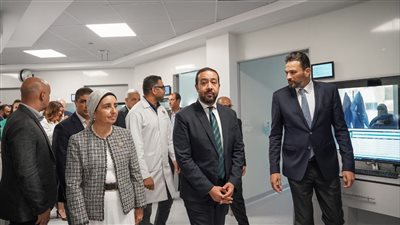 المصرية للاتصالات تهدي مستشفى الناس أول وحدة من نوعها في مصر لجراحات القلب للأطفال حديثي الولادة