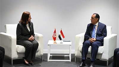 رئيس الوزراء يلتقي رئيسة الحكومة التونسية