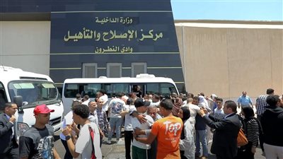 الإفراج عن 1027 سجينا بمناسبة ذكرى ثورة 30 يونيو (فيديو)