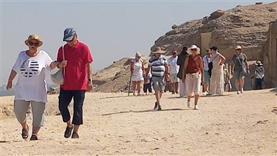 توافد سياحي غير مسبوق على مناطق الأثرية بالمنيا 