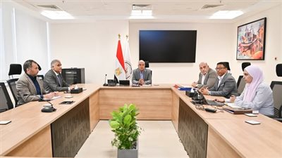  وزير الري يتابع إجراءات رقمنة أعمال قطاع المياه الجوفية وتسهيل إجراءات إصدار التراخيص