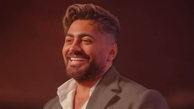 استجابة لإحدى معجباته.. تامر حسني يعتزم إحياء حفلا هادئا على طريقة الأوبرا 