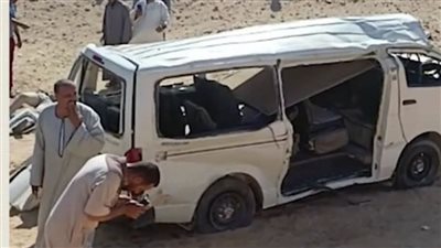 عاجل.. إصابة 10 أشخاص فى انقلاب ميكروباص بأسوان