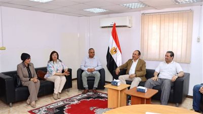 محافظ دمياط ووزير قطاع الأعمال يزوران شركة الغزل والنسيج لهذا السبب