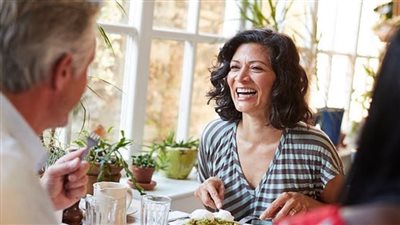 علماء يكتشفون وصفة السعادة بتفاصيل صغيرة جدًا