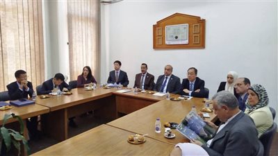 جامعة حلوان تبحث سبل تعزيز التعاون مع وفد جامعة شاندونج نورمال الصينية