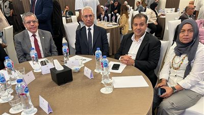 رئيس جامعة المنيا يشارك بمجلس أمناء المبادرة الرئاسية «تحالف وتنمية» 