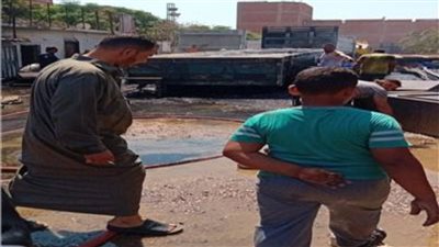 الحماية المدنية تنقذ الطريق الزراعى بالقليوبية.. وتمنع كارثة بجوار محطة وقود| صور