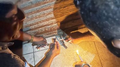 غلق وتشميع محكافيهات المخالفة يديرها أفراد من جنسيات إفريقية بأسوان