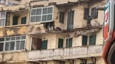 تفاصيل سقوط شرفة شقة سكنية بالفيوم 