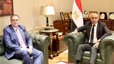 وزير التعليم يشيد بمقترح «التنظيم والإدارة» بإعداد قوائم انتظار للمعلمين الناجحين غير المعينين