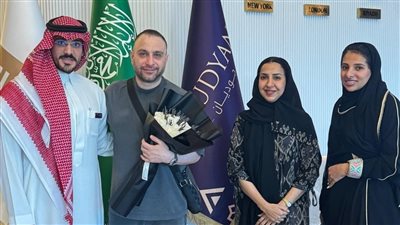 حسام حبيب يصل جدة استعدادا لأول حفل له في السعودية تحت عنوان 