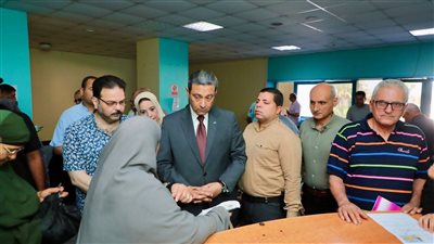 محافظ دمياط يتفقد المركز التخصصي للقلب والجهاز الهضمي للاطمئنان على مستوى الخدمات 