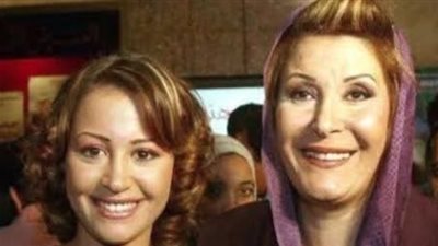 أول تعليق من منة شلبي على شائعة وفاة والدتها: عيب اللي بيحصل